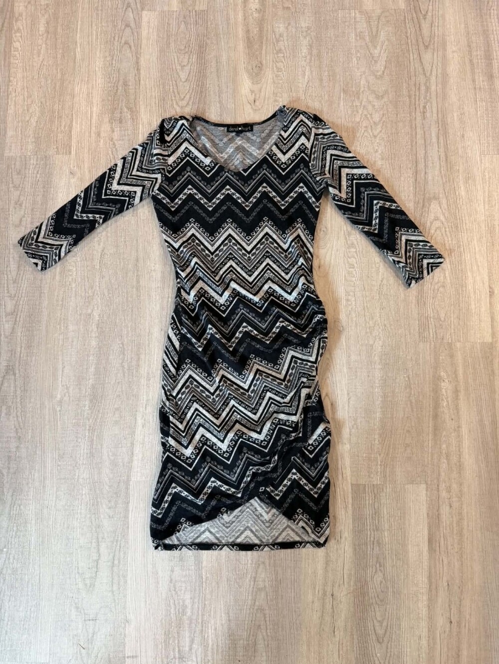Women’s Black & Cream Chevron Sheath Dress, Size Small